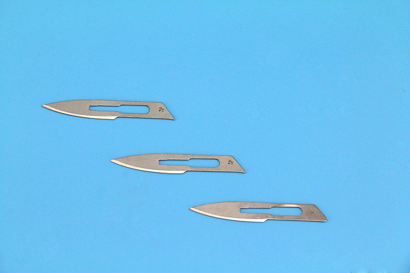 Sterile Surgical Blade (Carbon Steel and Stainless Steel)